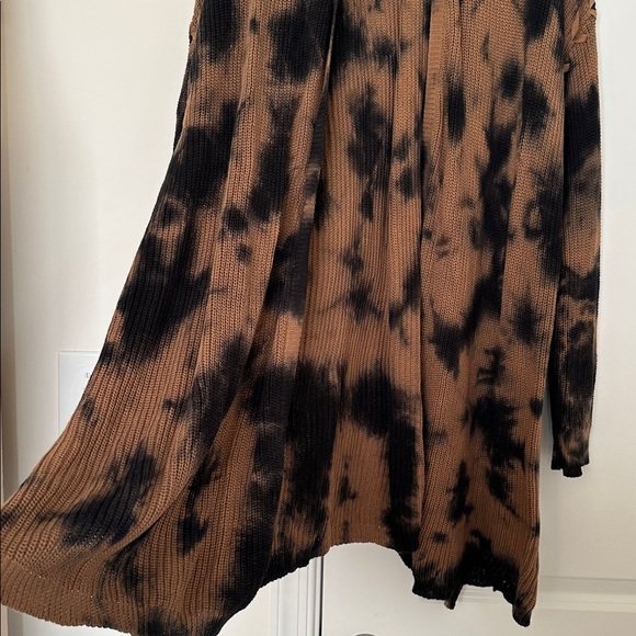 Avenue Brown and Black Knit Sweater - Picture 4 of 5